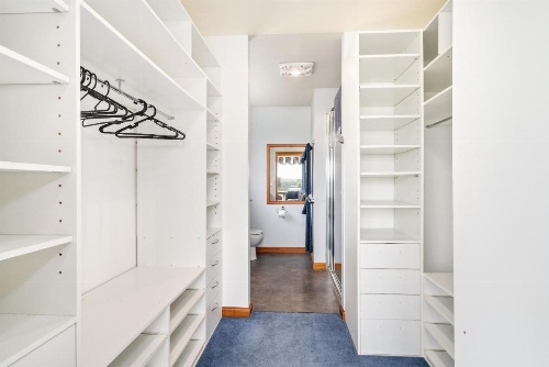 Country Meets Town image 17