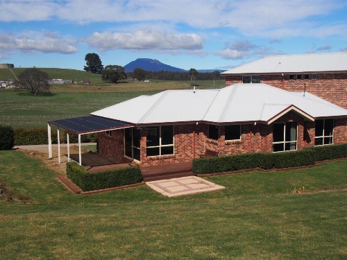 Country Meets Town image 19