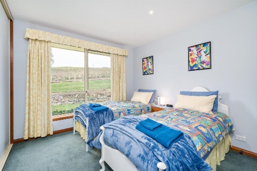 Country Meets Town image 25