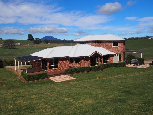 Country Meets Town image 31